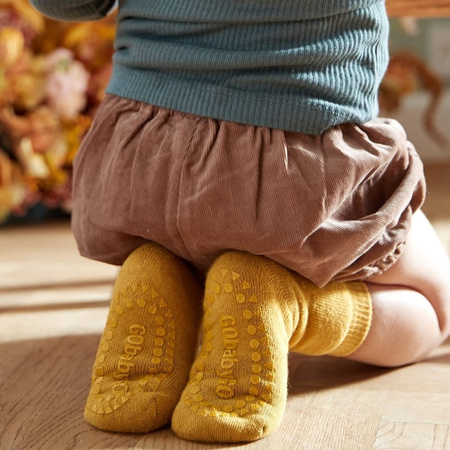 Antypoślizgowe skarpetki dla dzieci do nauki chodzenia Mustard 6-12 m-cy - Go BabyGo 