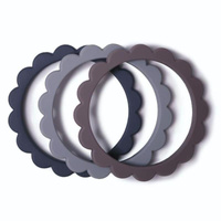 3 gryzaki silikonowe bransoletki dla dzieci FLOWER Dove Gray/Steel/Stone -  Mushie